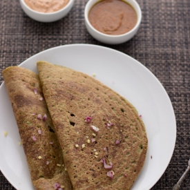 Pesarattu (Green Moong Dosa)