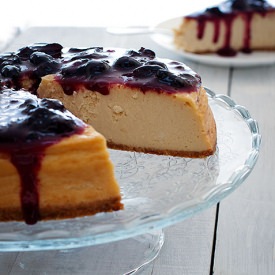 (Baked) Vanilla & Cherry Cheesecake