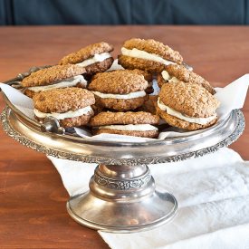 Oatmeal Whoopie Pies – Gluten-Free