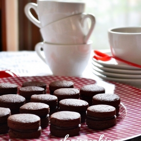 Filled Chocolate Cookies