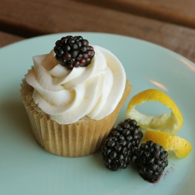 Lemon Blackberry Cupcakes