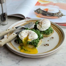 Low-Calorie Eggs Florentine