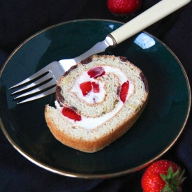 Vanilla & Strawberry Swiss Roll