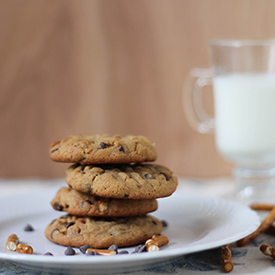 PB & Chocolate Chip Pretzel Cookies