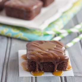 Rolo Brownie Bites