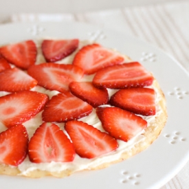 Strawberry Gâteau de Crêpes