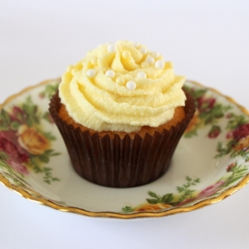 Lemon Cupcakes w White Choc Ganache