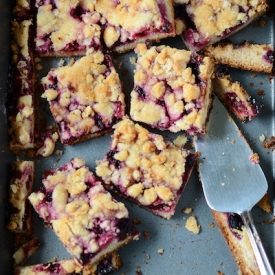 Blackberry Pie Bars