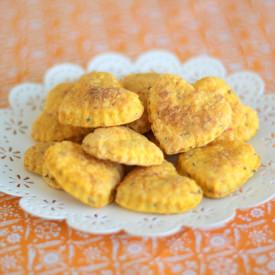 Cheese and Carrot Crackers