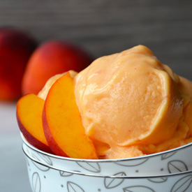 Healthy Peach Frozen Yogurt