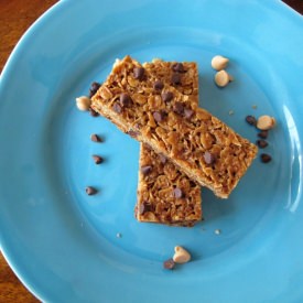 PB Chocolate Chip Granola Bars