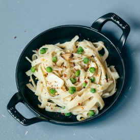 Linguine Carbonara with Peas