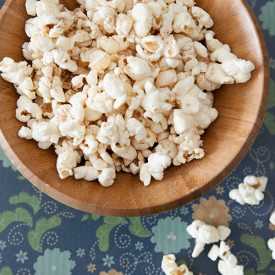 Gingerbread Popcorn