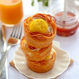 Baked Egg In Spaghetti Nest