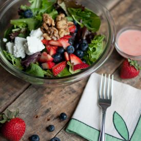 Berry Salad with Homemade Dressing