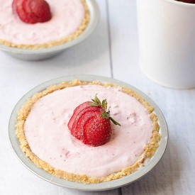 Mini Strawberry Cheesecakes