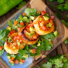 Roasted Hatch Chile Seared Scallops