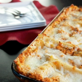 Hot Wing Chicken Lasagna