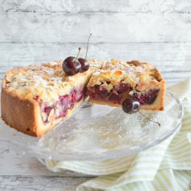 Cherry Crumble Pie