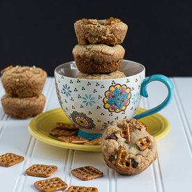 Pretzel Crusted Cookie Cups