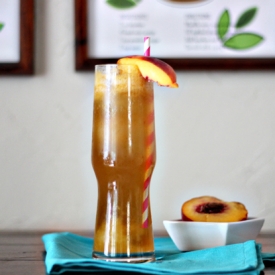 Peaches and Cream Sprtizer