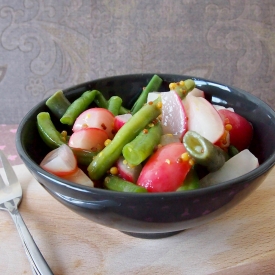 Green Bean and Radish Salad