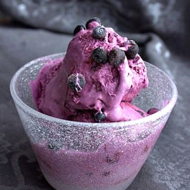 Blueberries Ice Cream