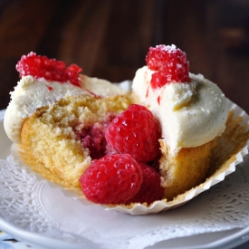 Raspberry & Bergamot Cupcake