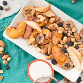 Dried Fruit and Nut Trail Mix