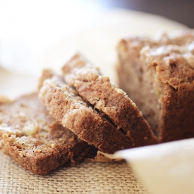 Red Rooibos + Gala Apple Bread