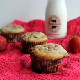 Strawberry Crumble Muffins