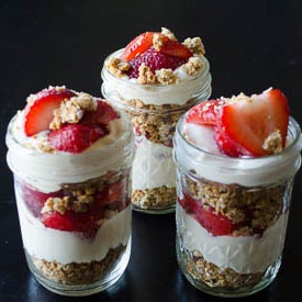 Vegan Strawberry Cheesecake Parfait