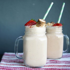 Strawberry & Marshmallow Milkshake