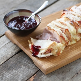 Monte Cristo Pull Apart Bread