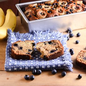 Moist Blueberry Banana Nut Bread