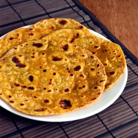 Gujarati Thepla | Masala Roti