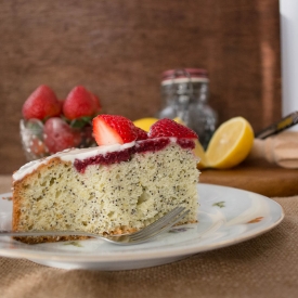 Lemon, Poppy Seed & Strawberry Cake