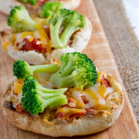 Broccoli Muffin Pizzas