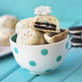 Oreo Stuffed Cake Batter Cookies