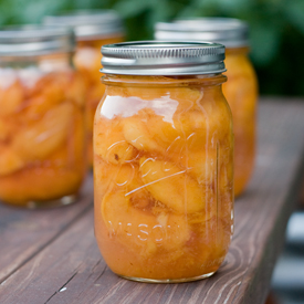 Canning Peaches