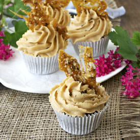 Peanut Butter Oreo Cupcakes