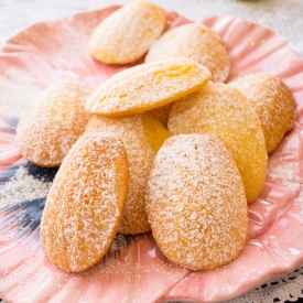 Classic Lemon Madeleines