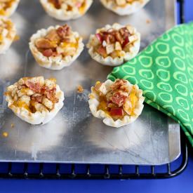 Mini Apple Cheddar Bacon Tarts