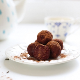 Raw Beetroot & Chocolate Truffles