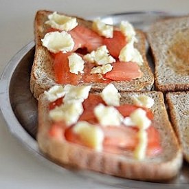 Tomato and Cheese Sandwiches