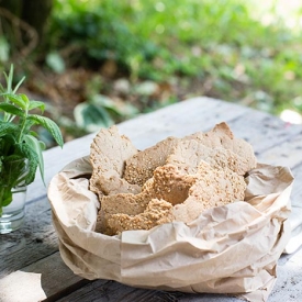 Oat Crackers with Sesame