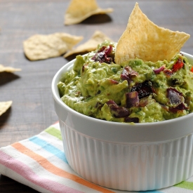 Roasted Red Pepper & Onion Guac