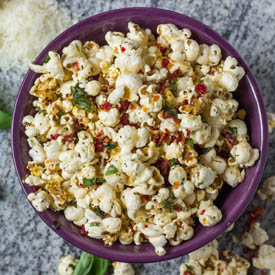 Margherita Pizza Popcorn