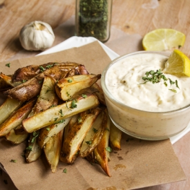 Garlic Aioli with Oven Fries