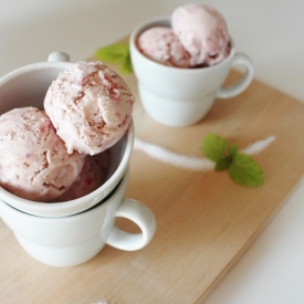 The Perfect Strawberry Ice Cream